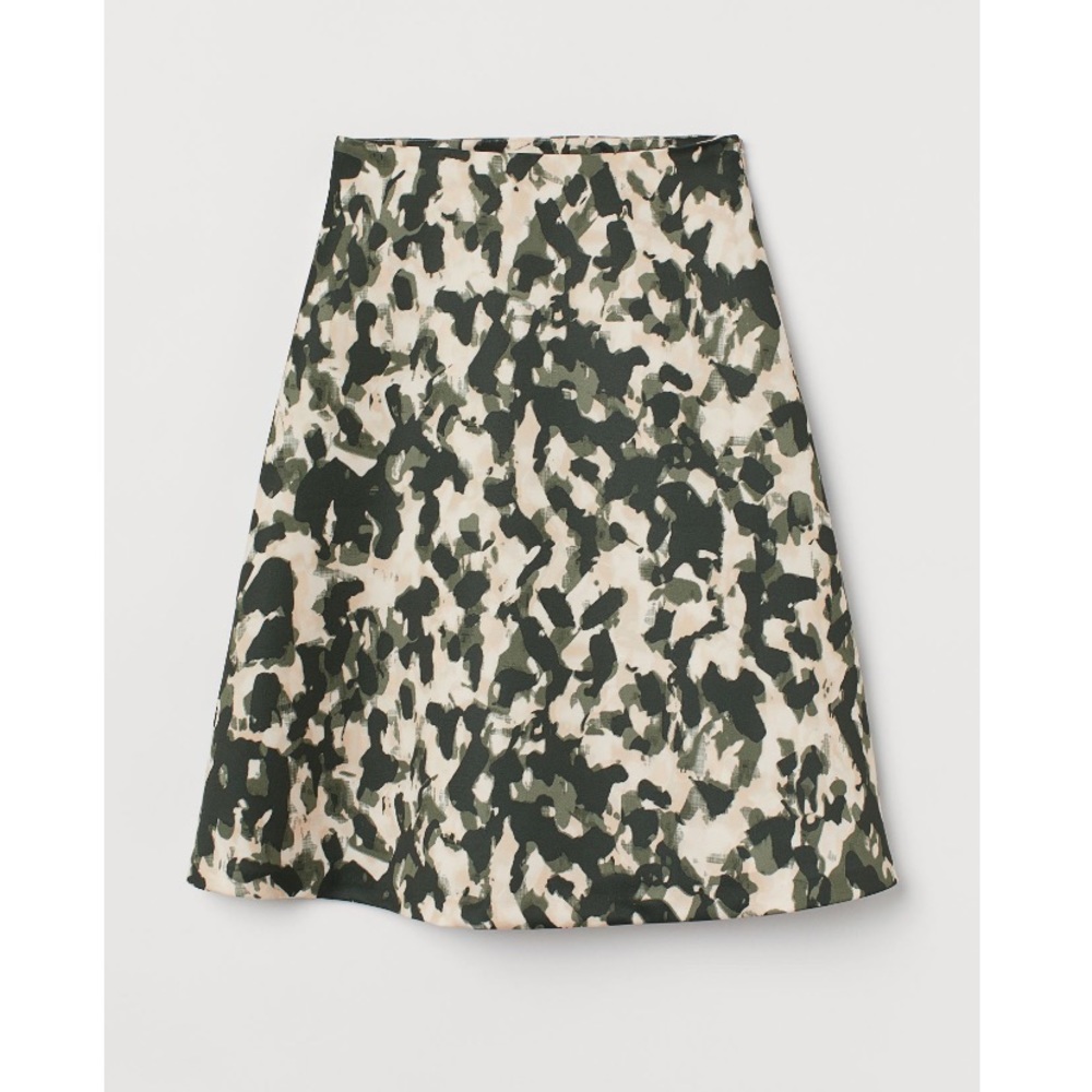 A line green, beige and black patterned skirt